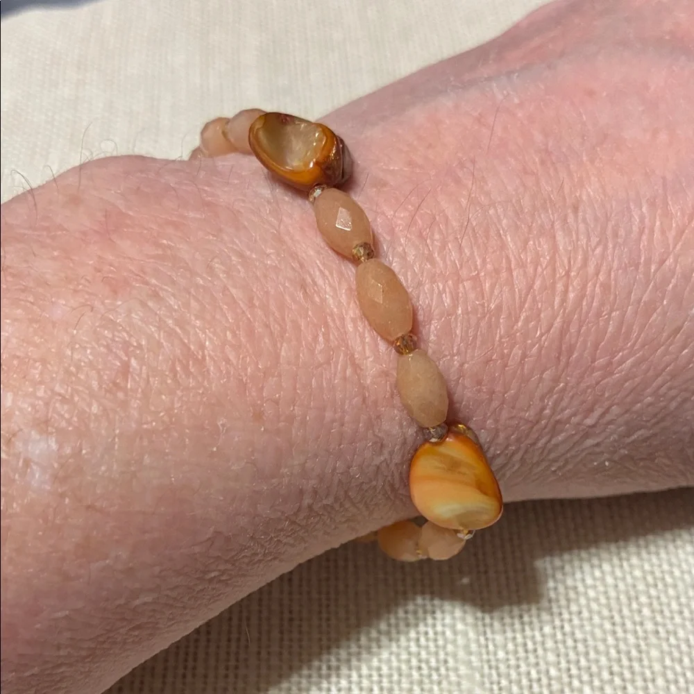 Elegant Orange red aventurine and shell gemstone Beaded Bracelet